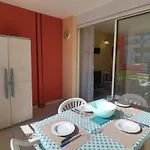 33m² Avec Terrasse Couverte Au Bord De Mer, Parking Inclus - Fr-1-472a-306 * Sète
